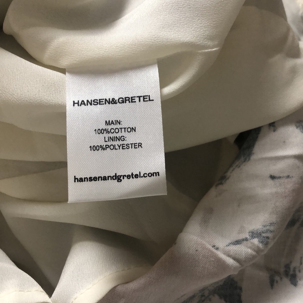 HANSEN & GRETEL Floral Maxi Dress with Cutout Detail size M - Picture 6 of 7